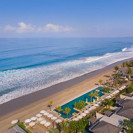 The Seminyak Beach Resort & Spa Esterno foto Aerial view of the beach