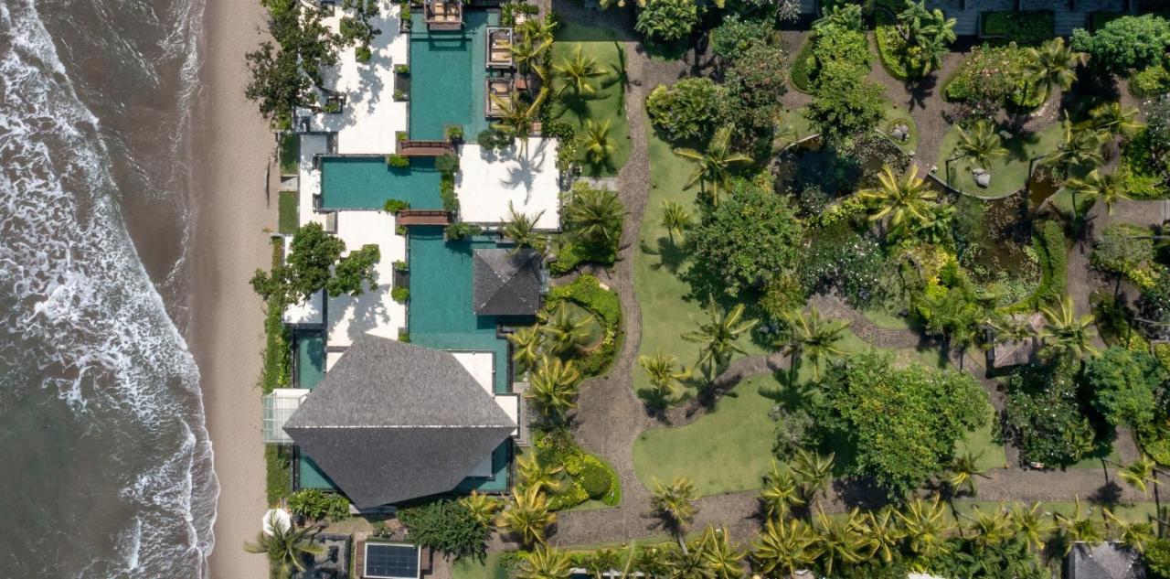 The Seminyak Beach Resort & Spa Esterno foto Aerial view of the resort