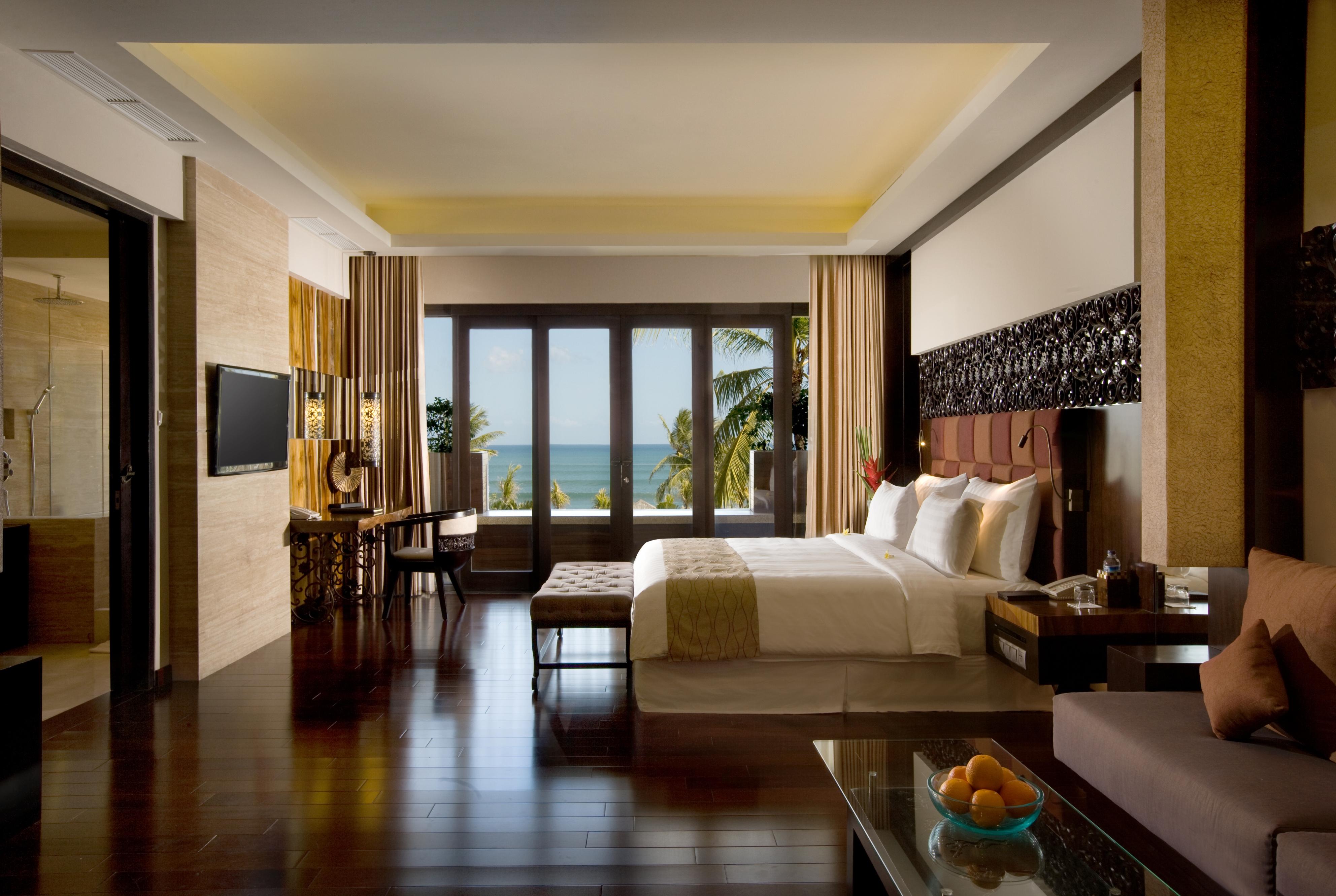 The Seminyak Beach Resort & Spa Esterno foto A bedroom at the Taj Bengal