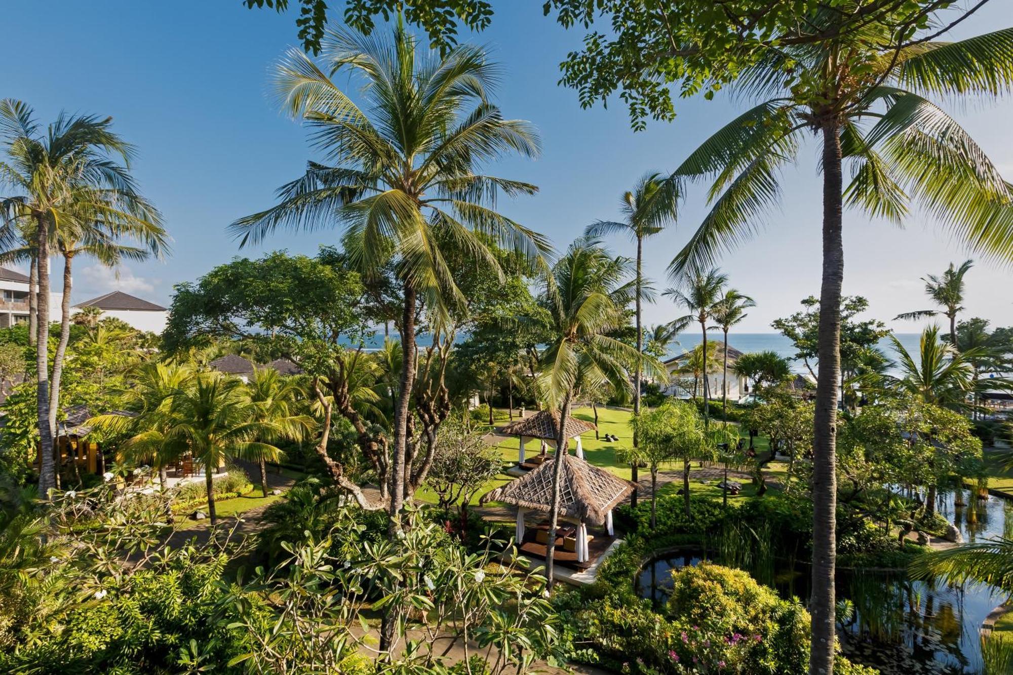 The Seminyak Beach Resort & Spa Esterno foto View of the resort